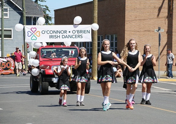 The O'Connor O'Brien Irish Dancers show off their steps in the parade.