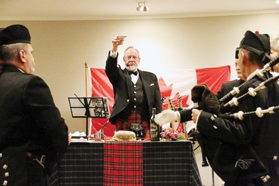 96263cowichanvalleycitizensalutingrobbieburns.c.lb