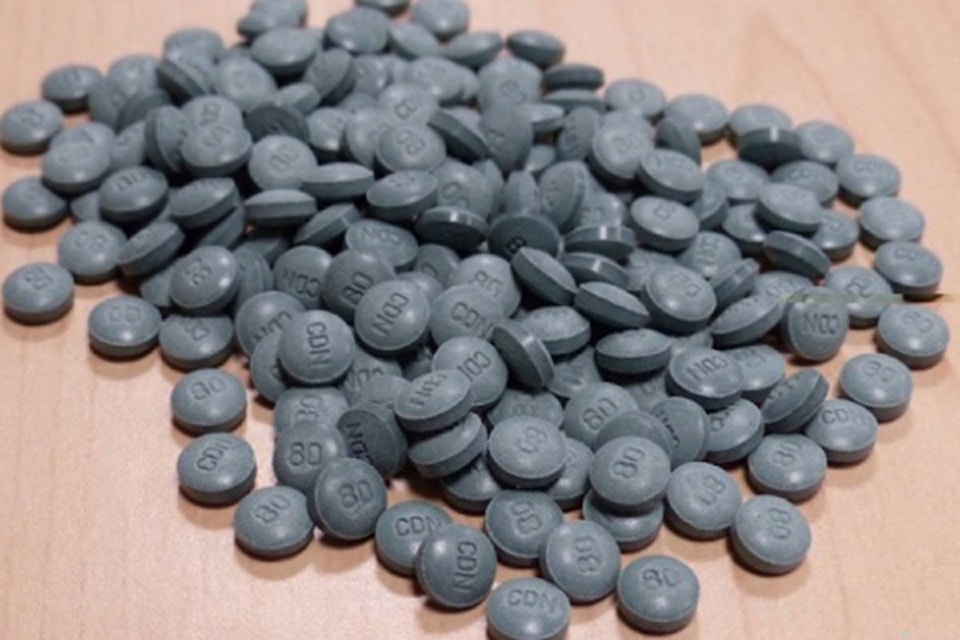 web1_170315-KCN-fentanyl-pill-form