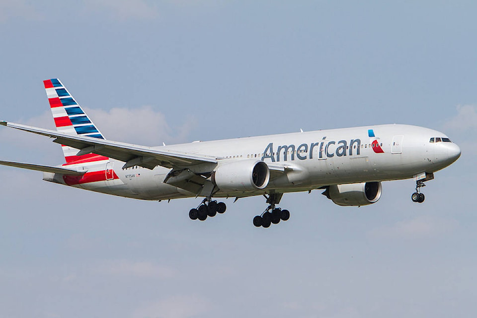 9596535_web1_American-Airlines