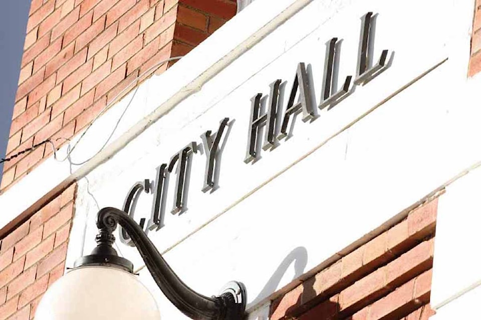 13555946_web1_duncan-city-hall-sign-web