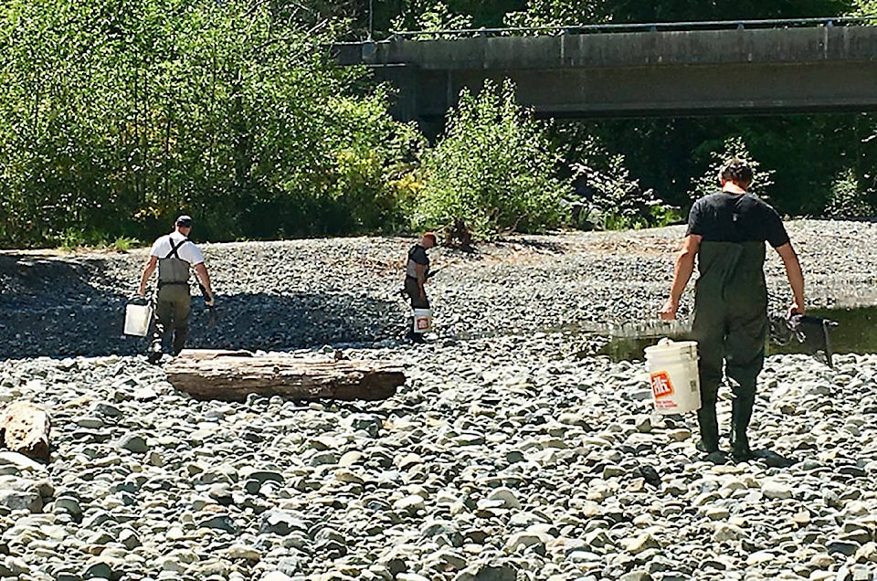 17565727_web1_working-in-dry-creekbed