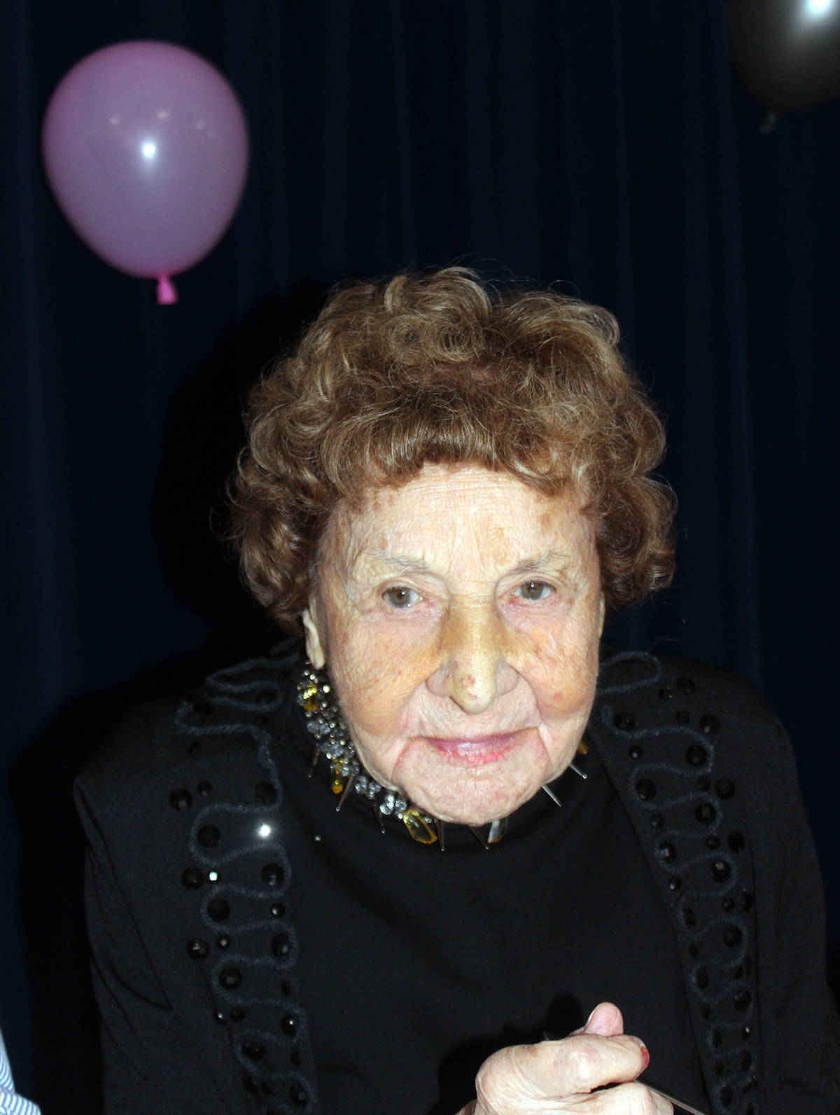 20550880_web1_200220-CHC-Chemainus-woman-turns-106-birthday_3