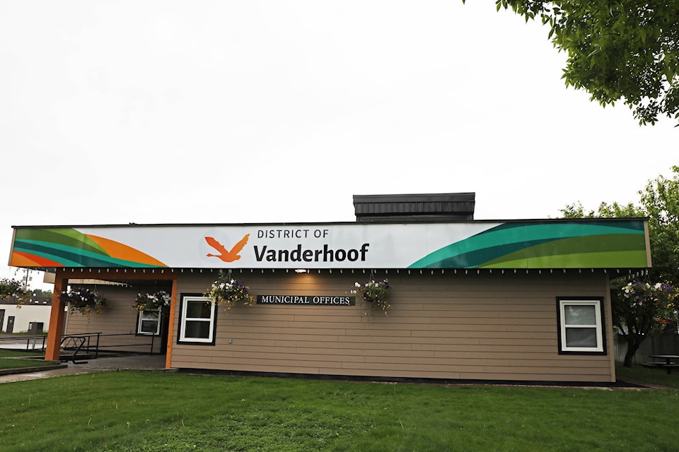 21849285_web1_200617-OEB-Vanderhoof-publicmeetings-VanderhoofMunicipal_1