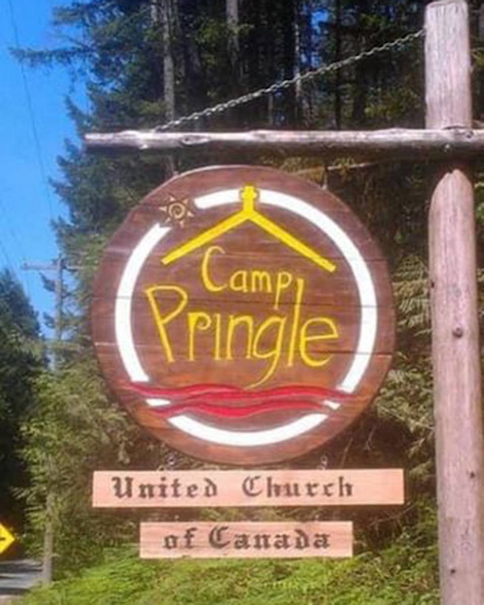 23387394_web1_201126-CCI-Camp-Pringle-sign-stolen-sign_2