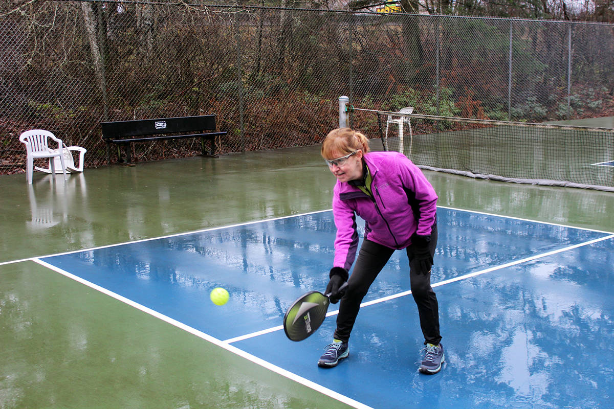 24119388_web1_210204-CHC-Snowbird-pickleball-players-rock_4