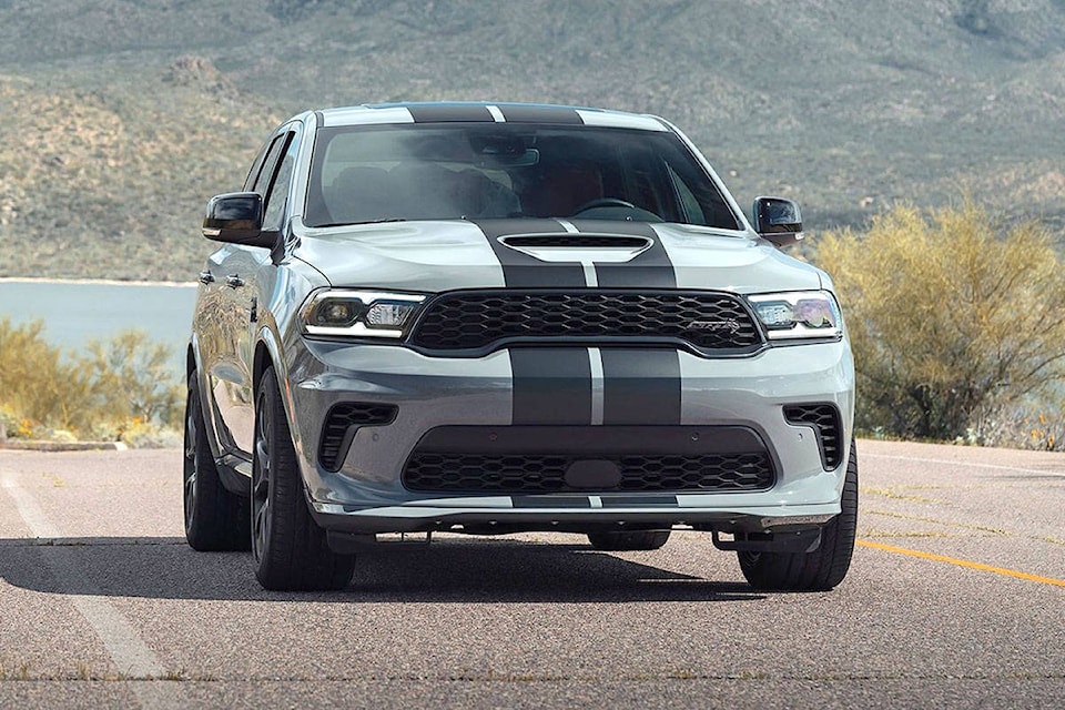 25769878_web1_210708-TodaysDrive-DodgeDurango_1