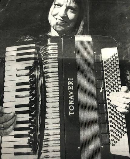 Tonaveri accordion deals
