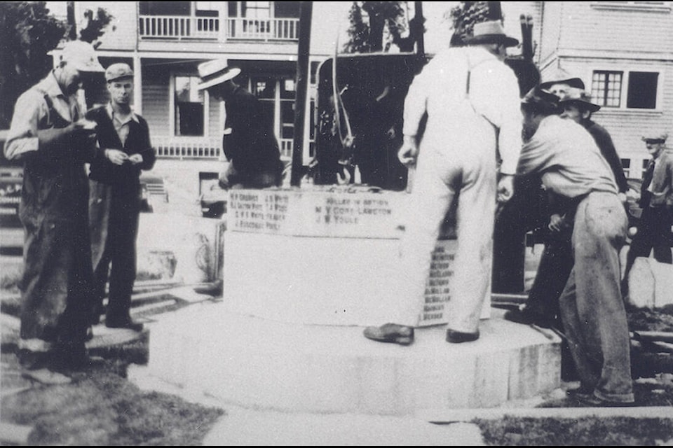 The Duncan Cenotaph is erected in 1921 at Station Street and Front Street (now Canada Avenue). (Photo courtesy of Cowichan Valley Museum and Archives)