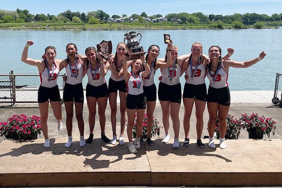 Brentwood College School won gold in the junior women’s eight at the CSSRA Regatta in St. Catharines, Ont. last week. (Submitted by Brentwood College School)