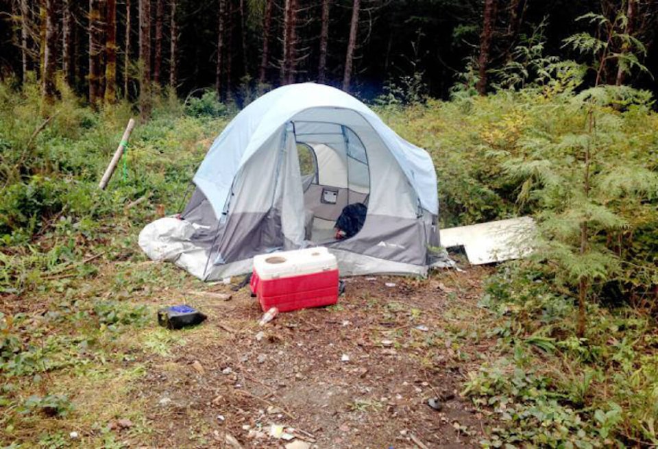 29371478_web1_220608-UWN-illegal-camping_1