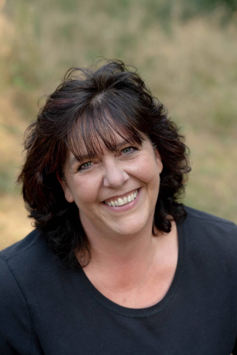 30438580_web1_220922-CCI-ELECTION-Cathy-Schmidt-school-board_2