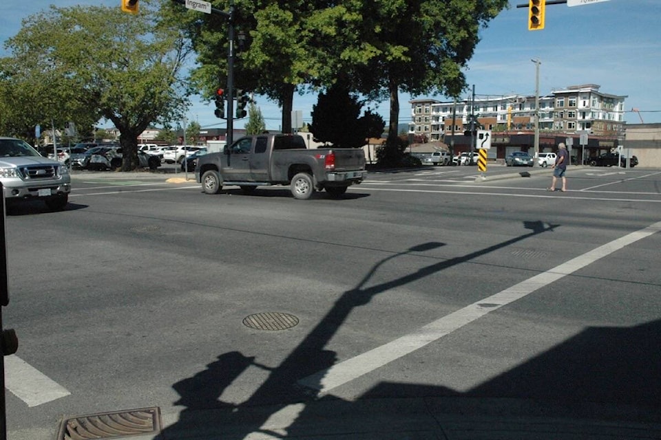 33351546_web1_230720-CCI-pedestrian-scramble-crossing-picture_1