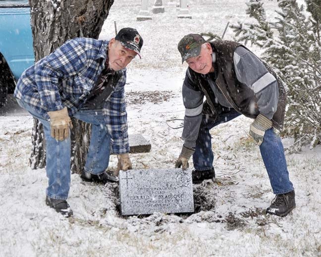 Cranbrook veteran s grave finally complete cranbrook daily townsman