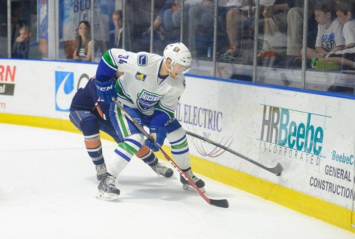 (Utica Comets photo by Lindsay A. Mogle)