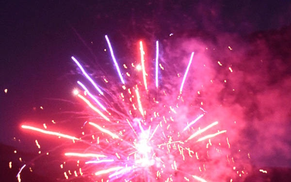 web1_fireworksgps