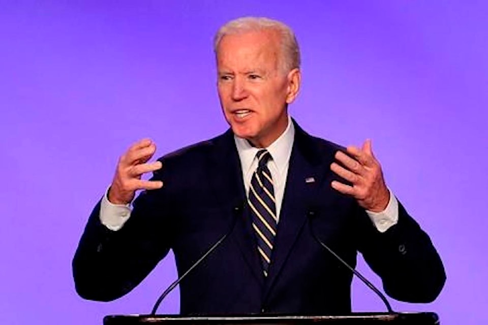 16579312_web1_190426-CPW-biden