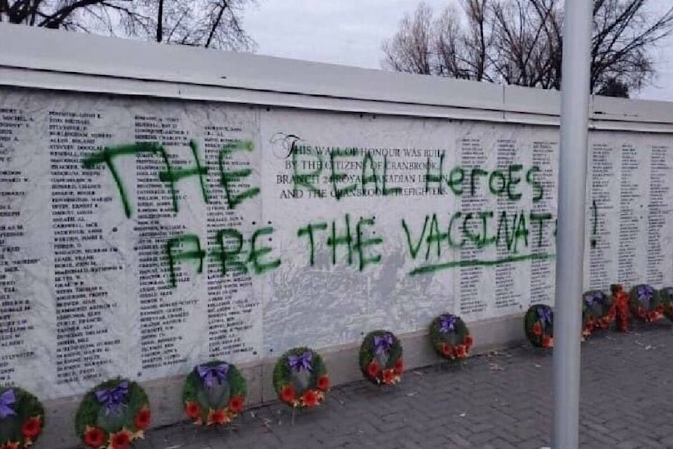 27153395_web1_211116-CDT-vandalism-veteran-wall_1