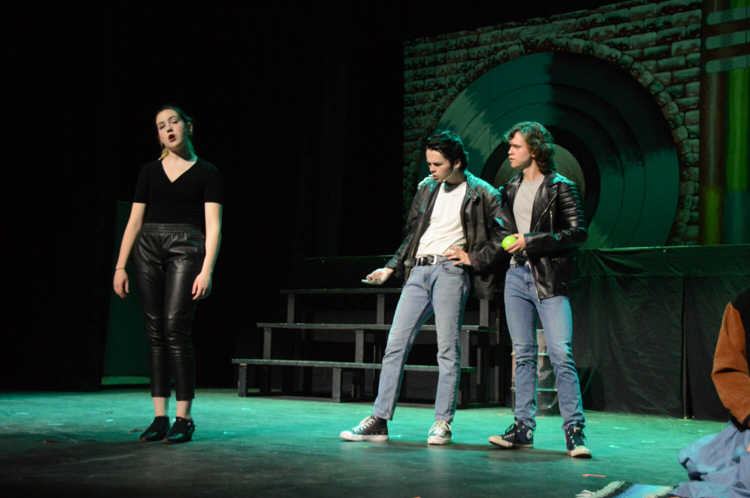 32683312_web1_230511-CDT-grease-pix-13_1