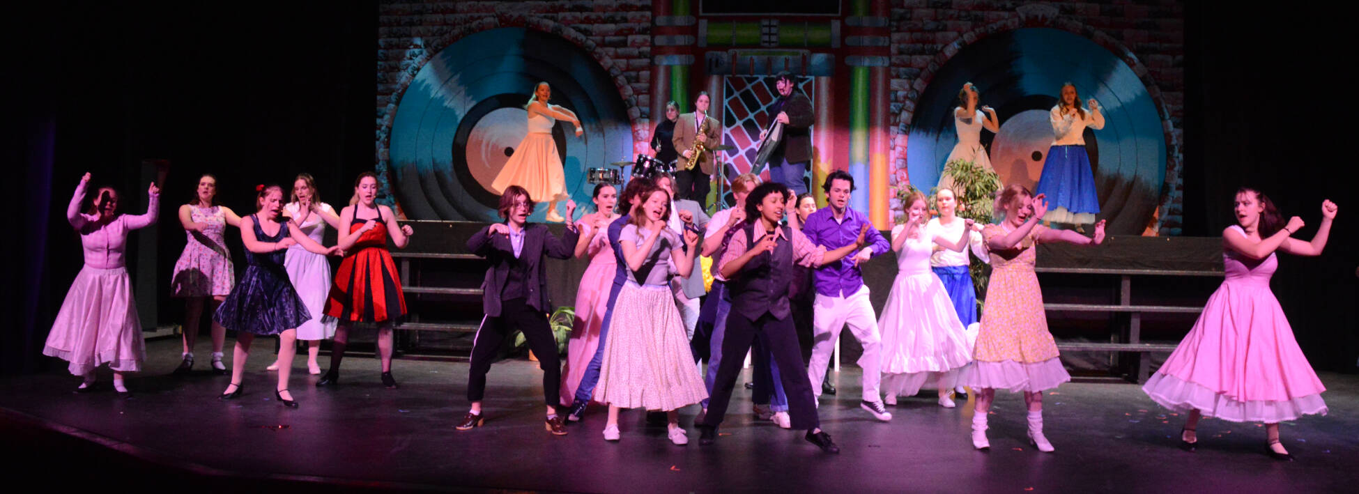 32683312_web1_230511-CDT-grease-pix-2_1