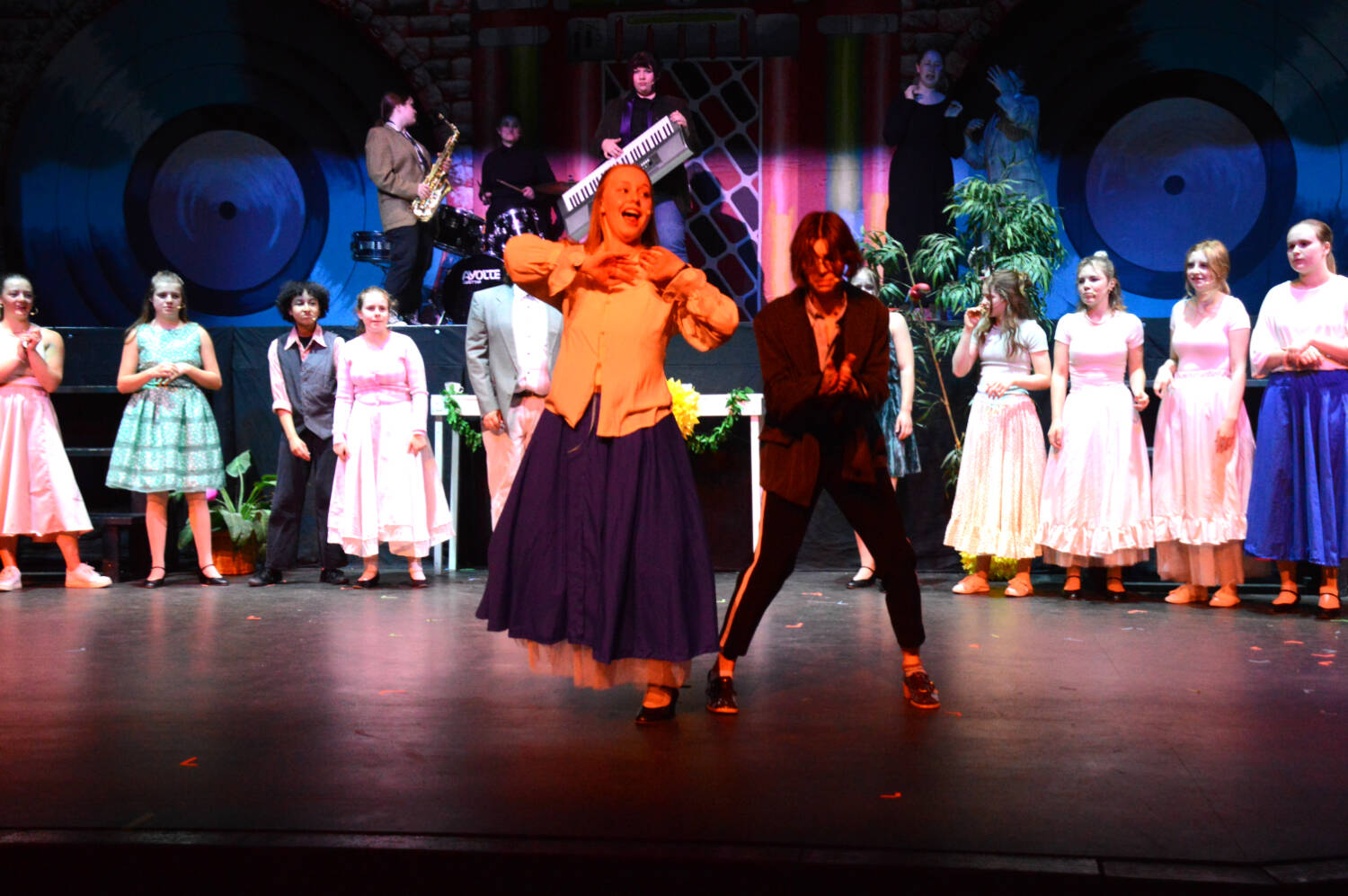 32683312_web1_230511-CDT-grease-pix-4_1