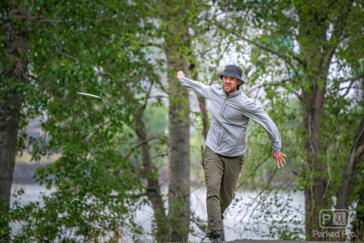 Cranbrook’s Casey Hanemayer wins BC, Edmonton disc golf opens