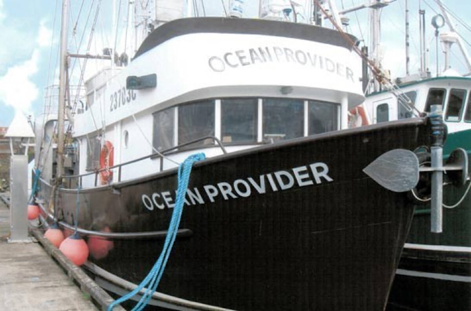 33890003_web1_230920-AVN-DFO-Illegal-Tuna-Fishing-alberni_1