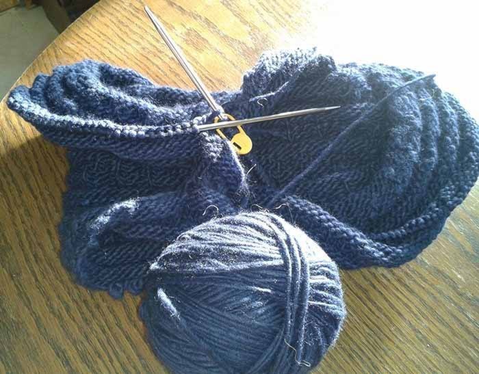 49507crestonknitting