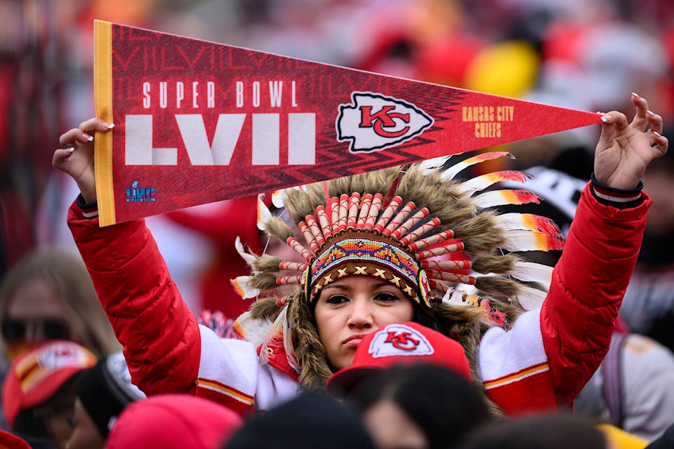 31885588_web1_230216-CPW-Native-Americans-Chiefs-Super-Bowl-indigenous_1