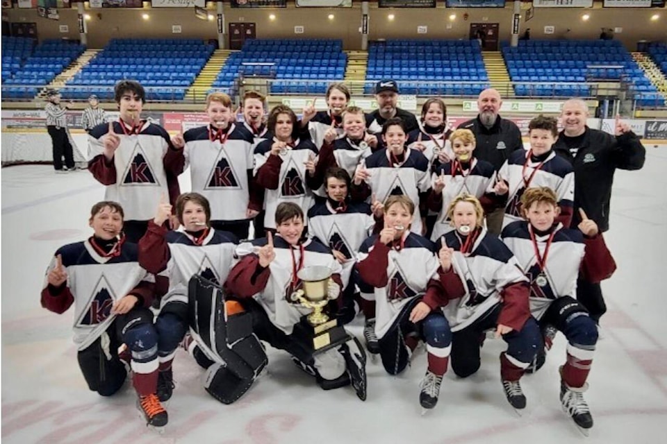 32812226_web1_230525-TDT-A-WK-hockey-big_1