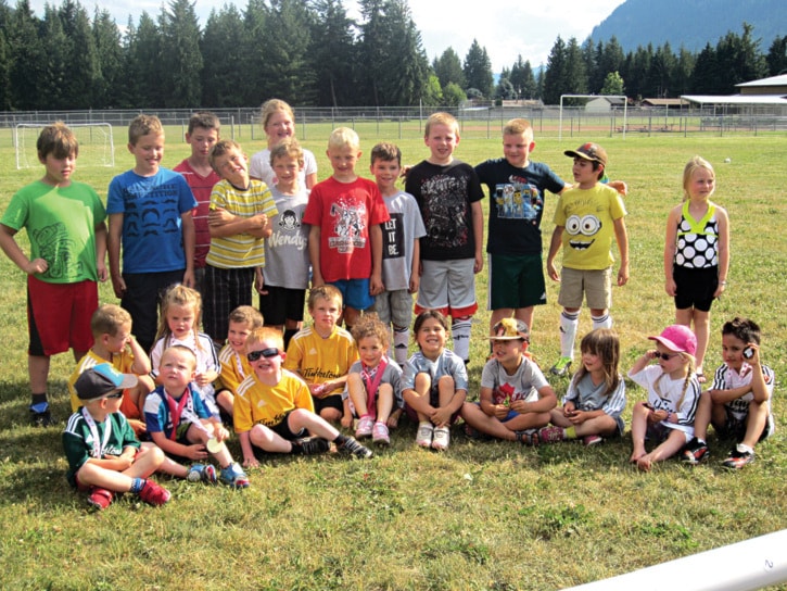 16368sicamousSoccerprogram0620col