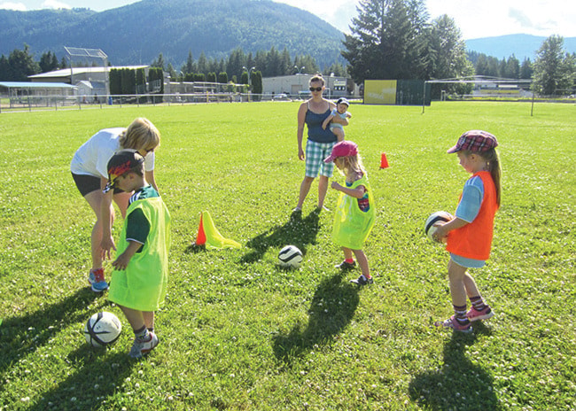 99328sicamousEVNsoccerwind-upWEB