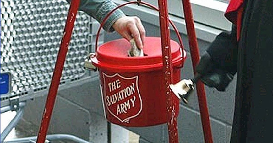 10726902_web1_Salvation-Army-red-kettle-2