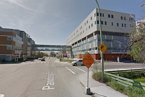 Kelowna hospital's pediatric unit to begin re-opening