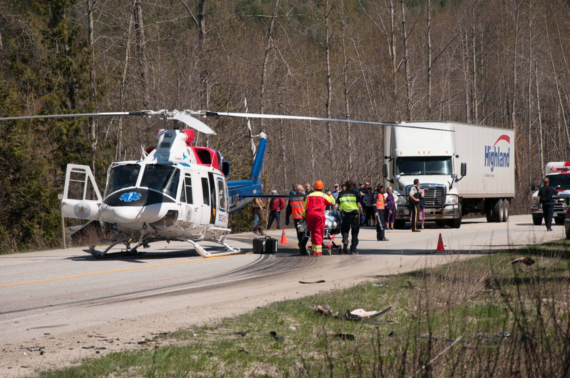 11630904_web1_180426-SAA-Hwy1-collision-2-Craigellachie