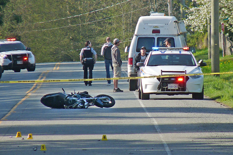 13334799_web1_180424-LAT-fatal-bike-crash