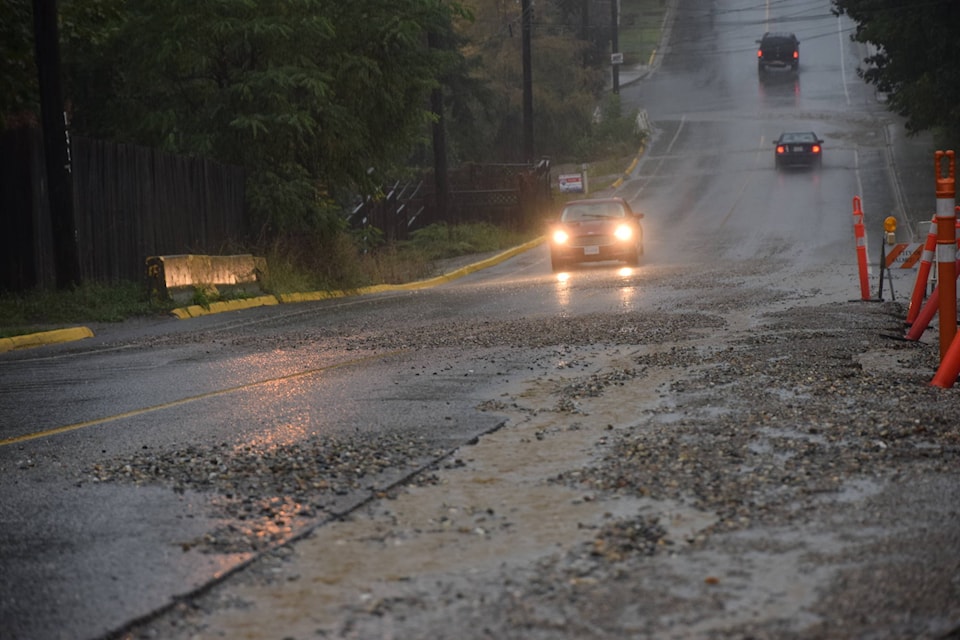 13569804_web1_copy_180916-SAA-flooding-city-roads