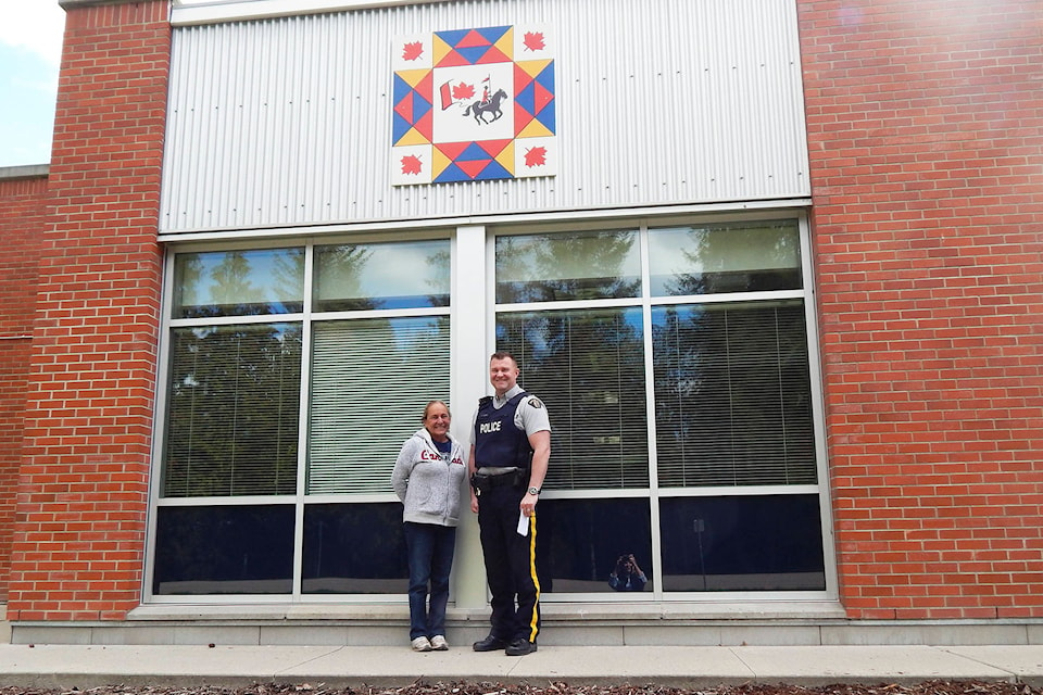 16656193_web1_190508-EVN-Barn-Quilt