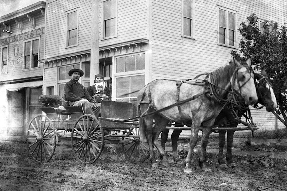 18851839_web1_191009-history-wagon-palmers