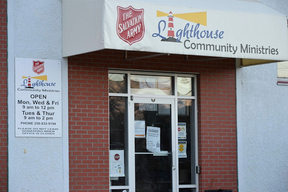 23518500_web1_201209-SAA-Salvation-Army-Xmas