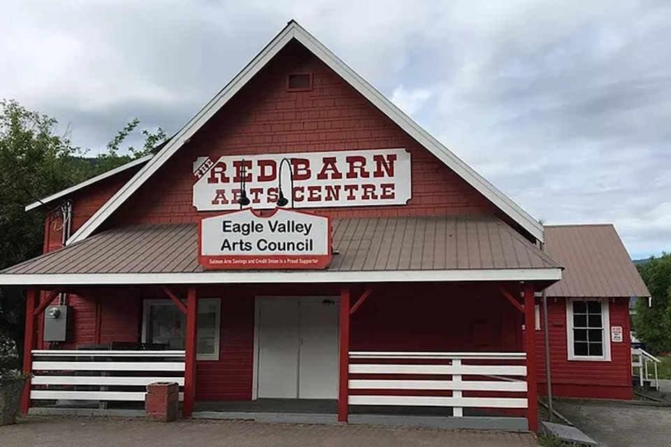 27484741_web1_200924-EVN-red-barn-CSRD-file_1