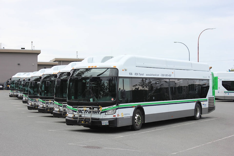 27575041_web1_BC-Transit-Bus-Nanaimo-News-Bulletin-Stock-Photo-01