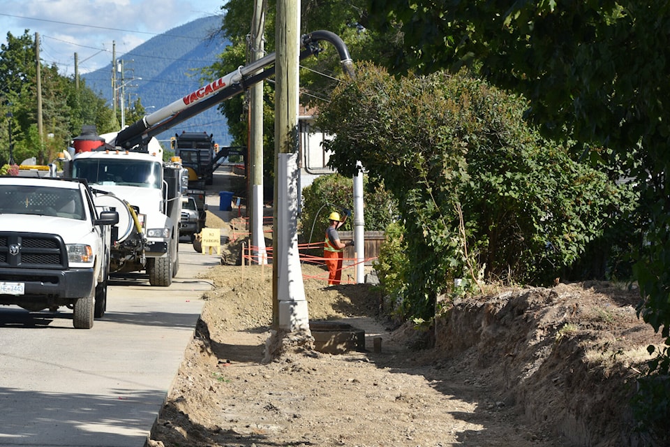 30335269_web1_220914-SAA-Shuswap-sidewalk