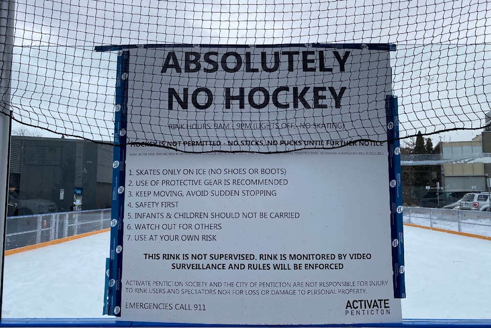 31497617_web1_230111-PWN-NoHockey-rinkrulesPenticton_1