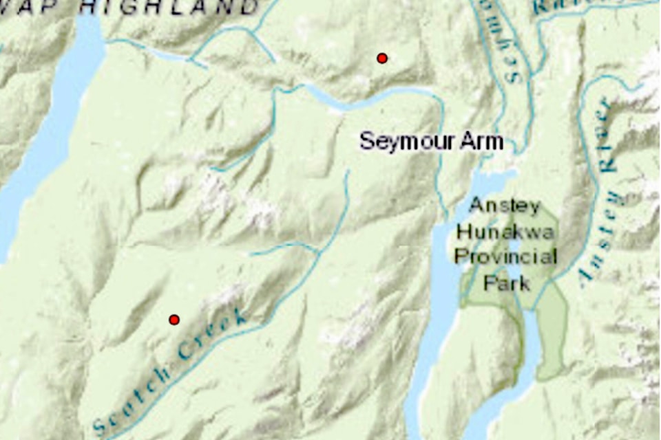33285045_web1_230714-SAA-humamilt-lake-wildfire_1