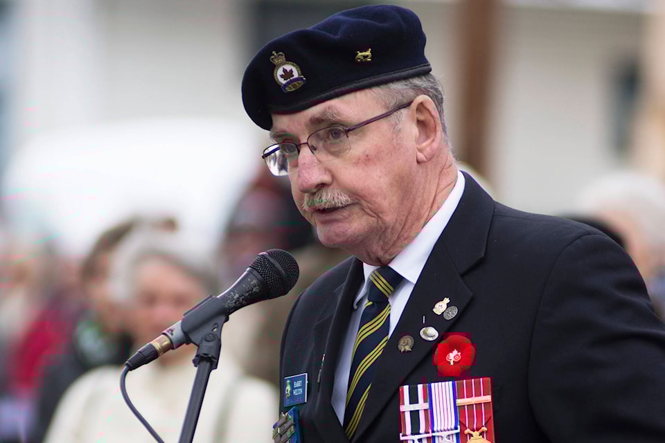 33953162_web1_191101-SAA-Harry-Welton