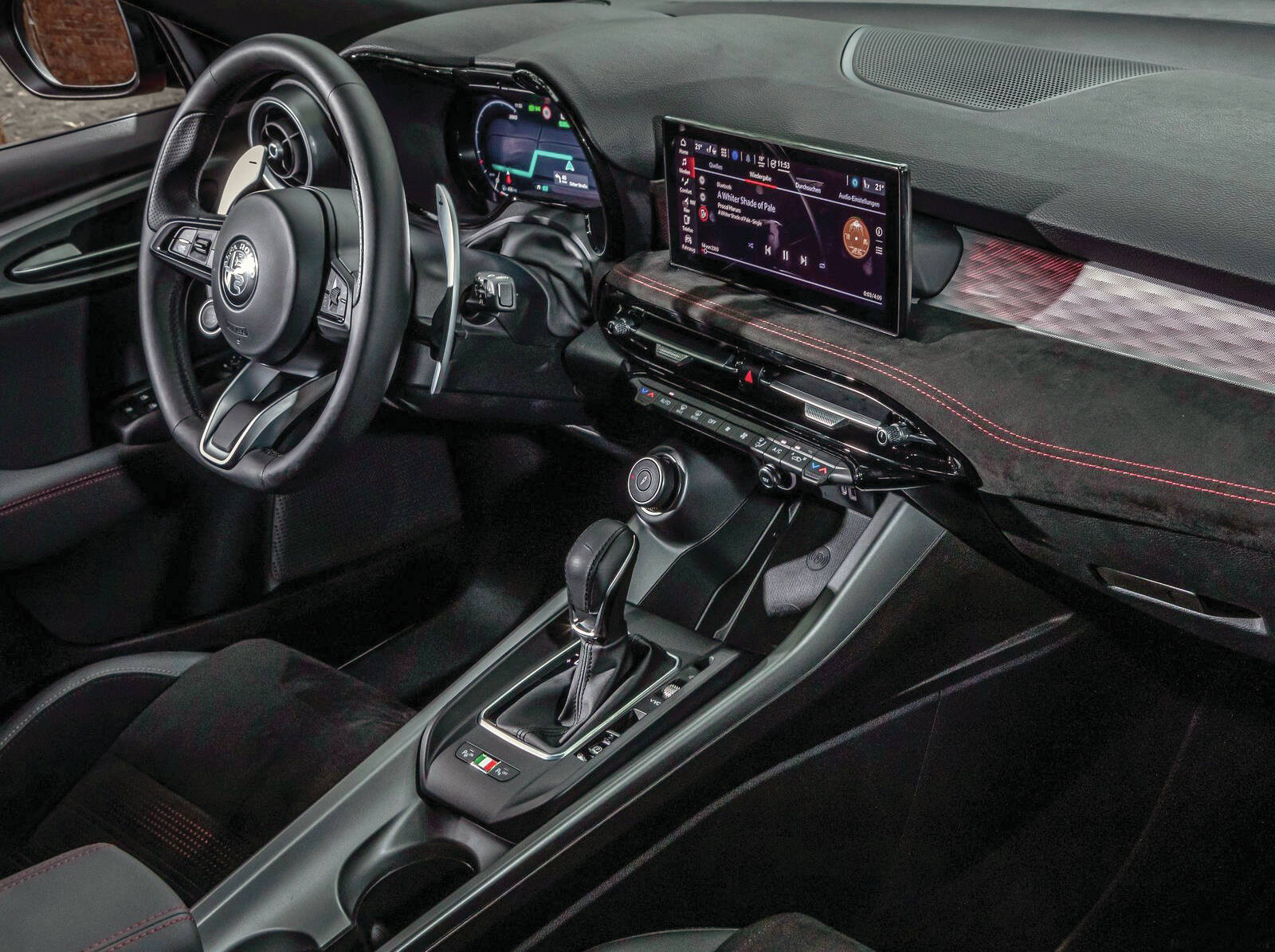 The Tonale has a traditional gauge cluster, control switches and shift lever, along with a decent-sized 12.3-inch configurable digital display and 10.25-inch infotainment screen. PHOTO: ALFA ROMEO