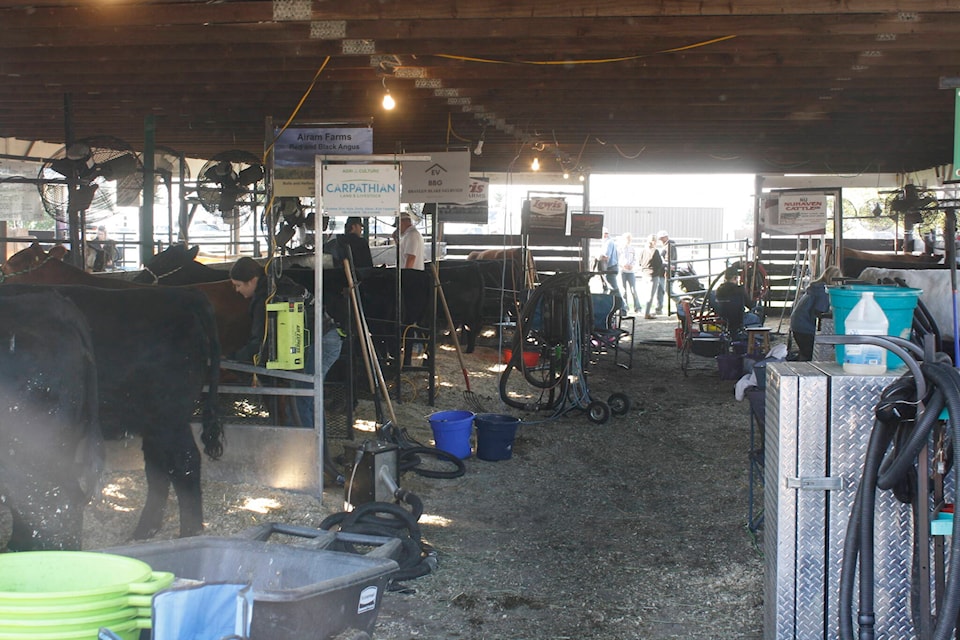33645575_web1_230830-BAS-Ag-show_2