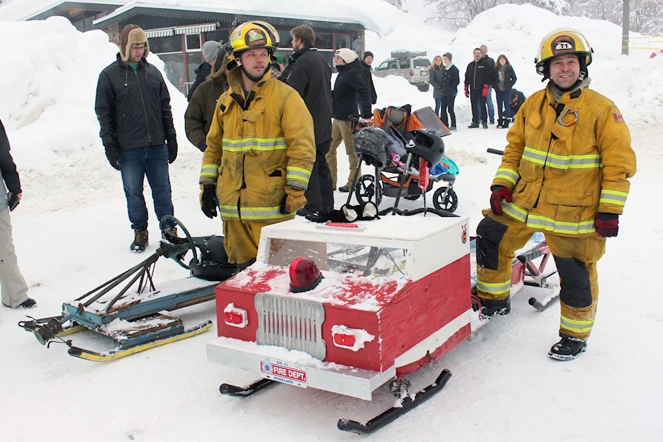 10414671_web1_180130-CAN-M-rossland-fire-sled