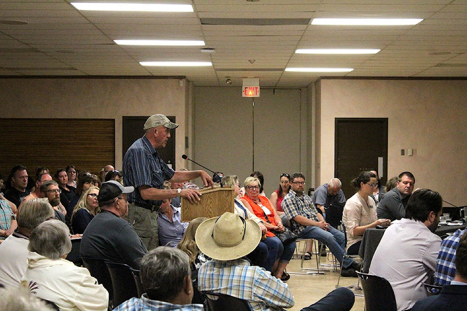 17203335_web1_copy_Sparwood-temporary-worker-camp-public-hearing-web